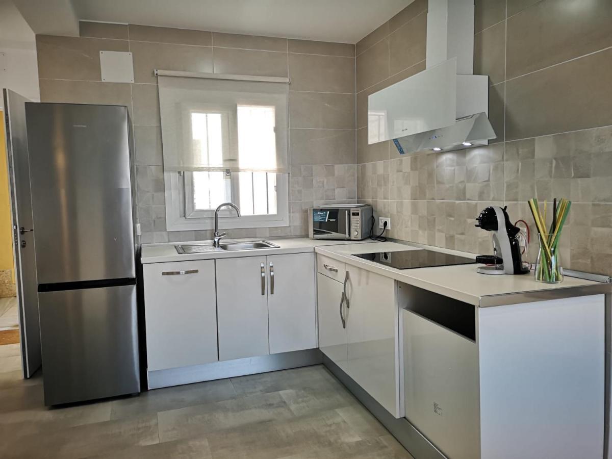 Apartamento Suite Arco De La Villa,Solo Familia Y Parejas,Parking Gratuito Conil De La Frontera Exterior photo