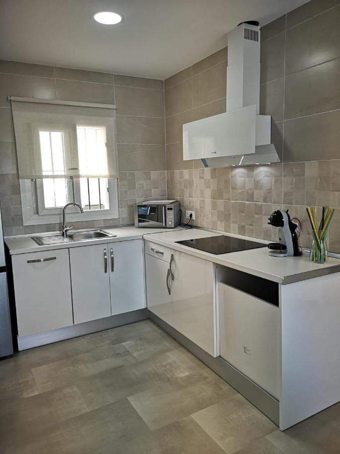 Apartamento Suite Arco De La Villa,Solo Familia Y Parejas,Parking Gratuito Conil De La Frontera Exterior photo