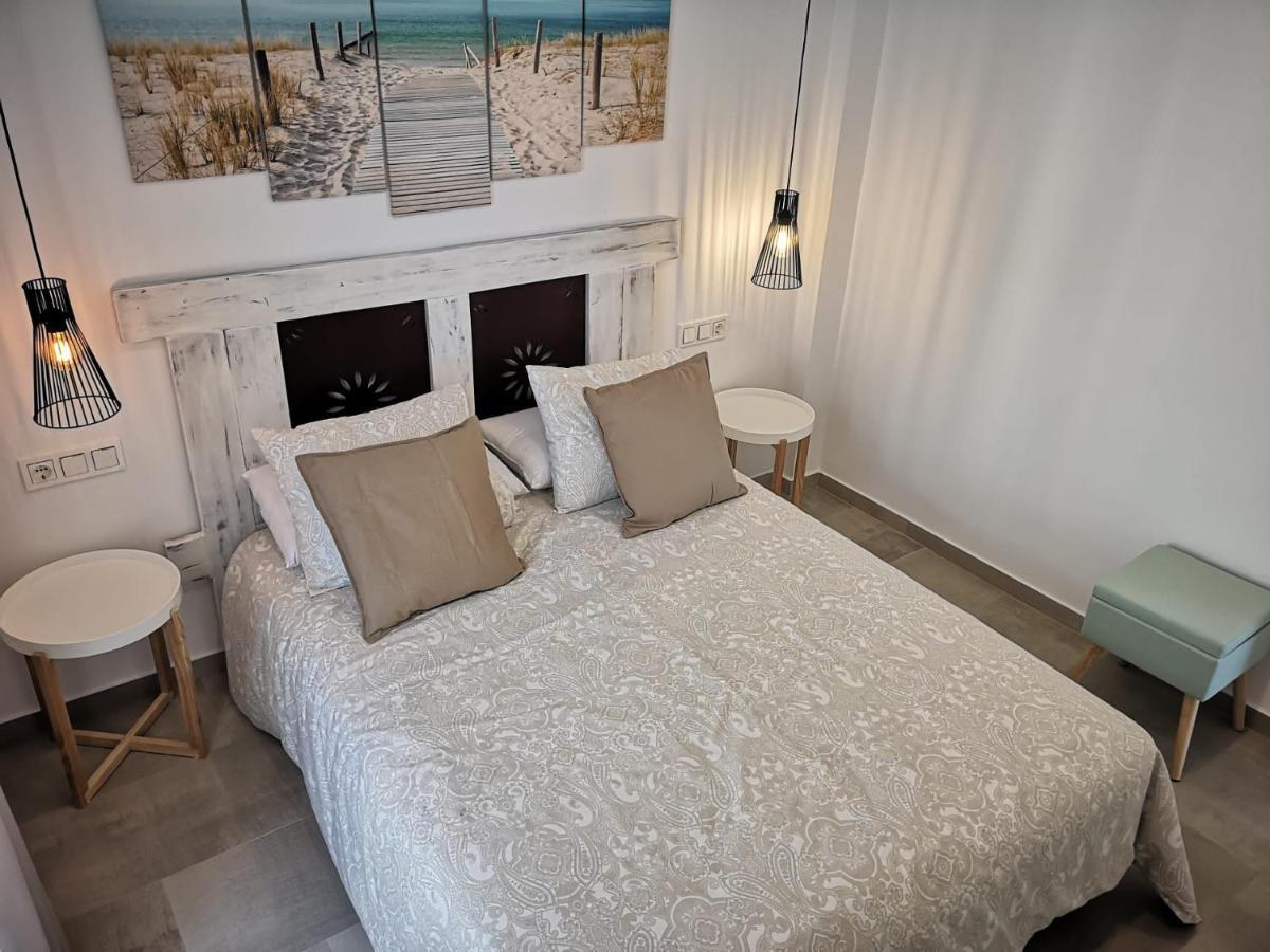 Apartamento Suite Arco De La Villa,Solo Familia Y Parejas,Parking Gratuito Conil De La Frontera Exterior photo